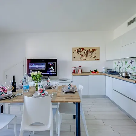 Apartment Meta Tra Gli Ulivi - Happy Peschiera del Garda